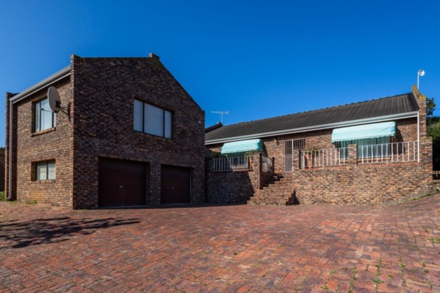 4 Bedroom Property for Sale in Seaside Longships Western Cape